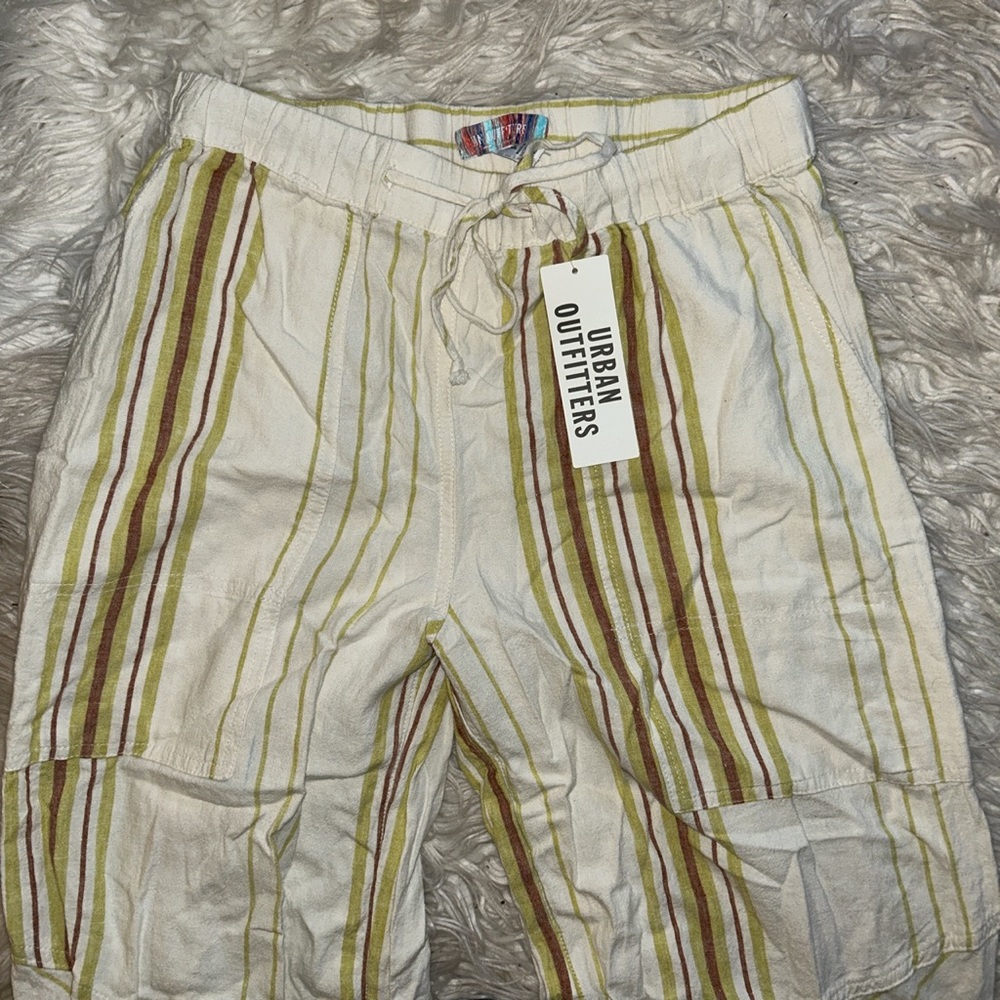 Never worn Urban Outfitters pants